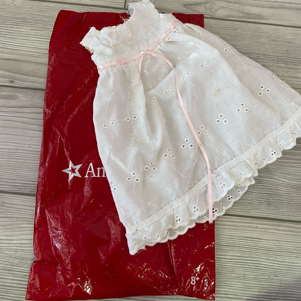 Night dress for dolls